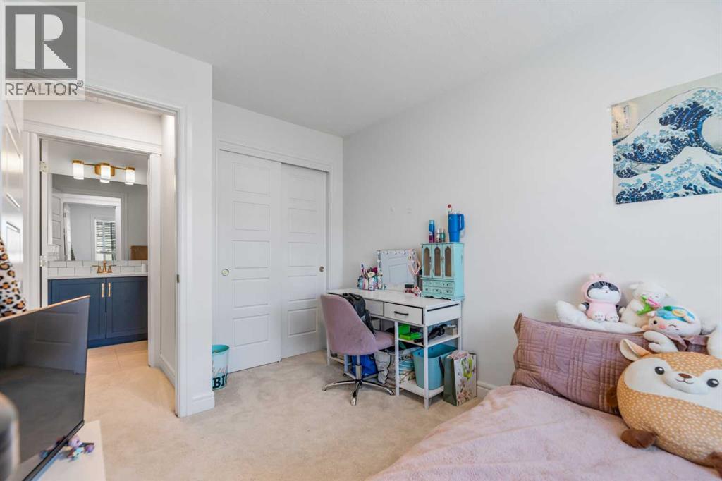 Photo 23 of 268 Seton Passage Se, Calgary AB