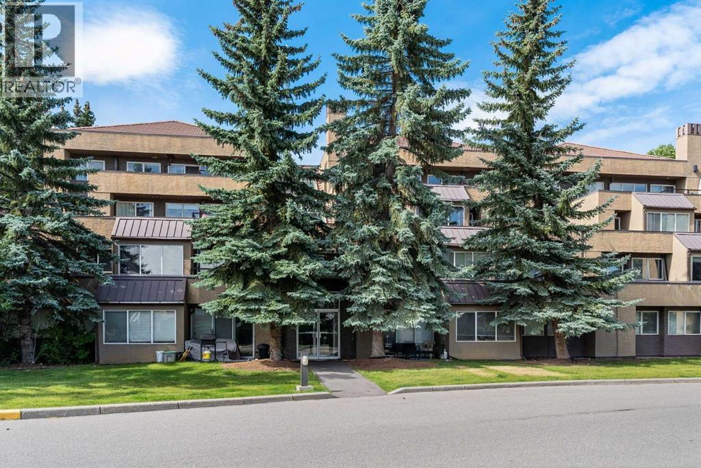 Single Family House Multi-level for Sale in   Village Terrace SW Patterson Calgary 