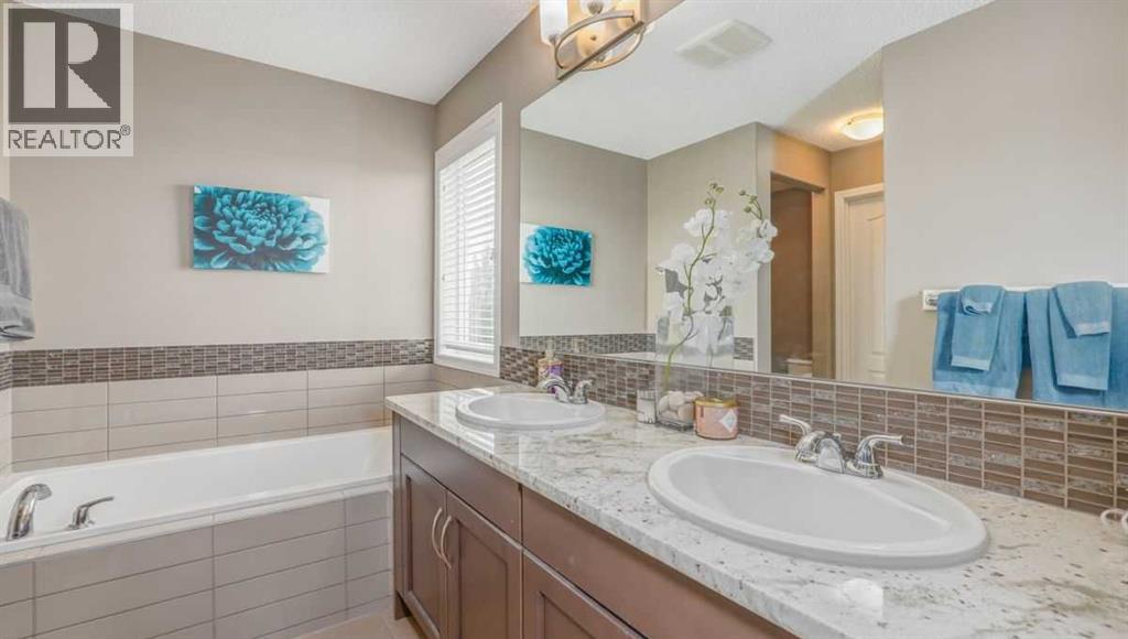 Single Family House for Sale in  Nolancrest Green NW Nolan Hill Calgary 