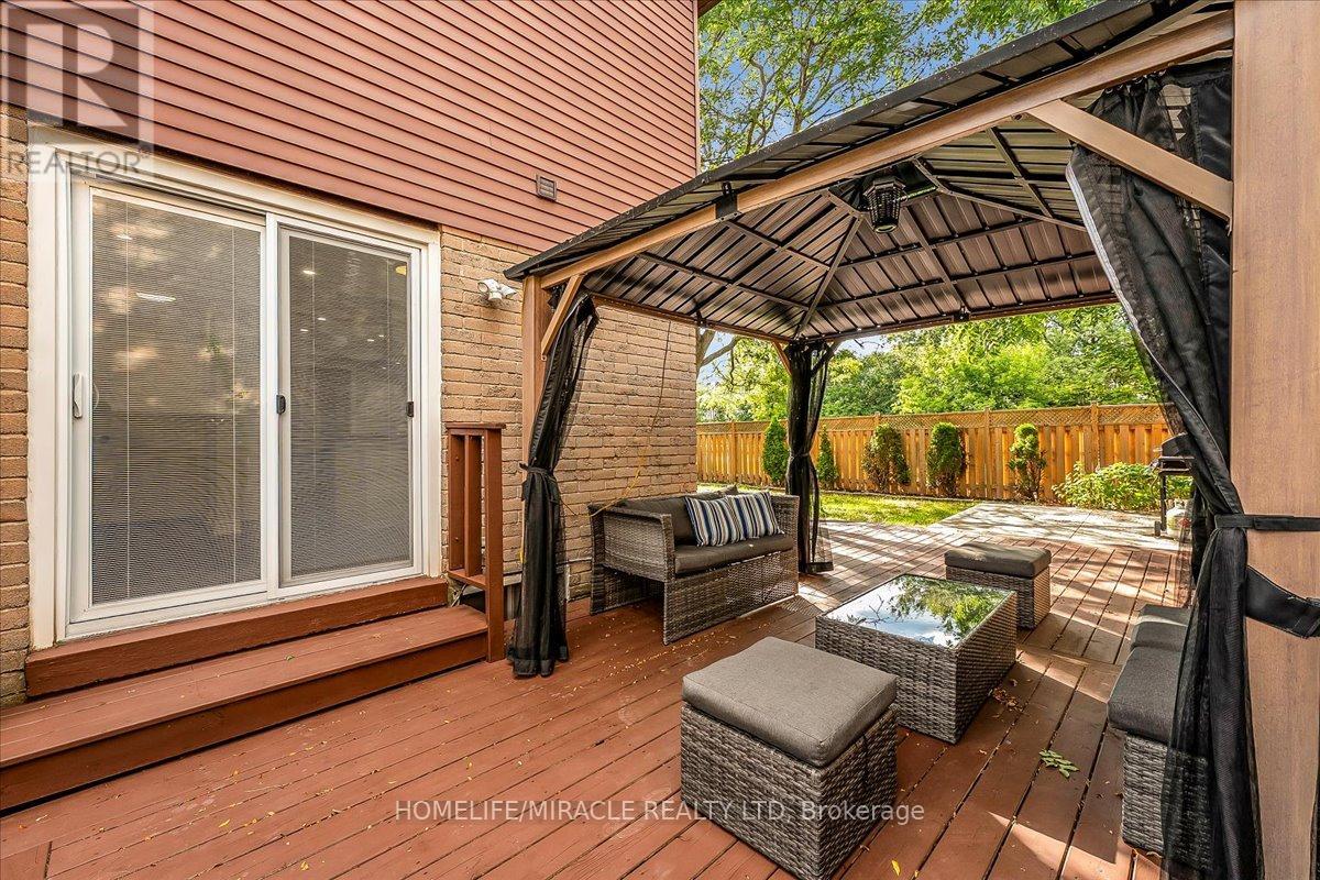 Photo 39 of 301 Odonoghue Avenue, Oakville ON