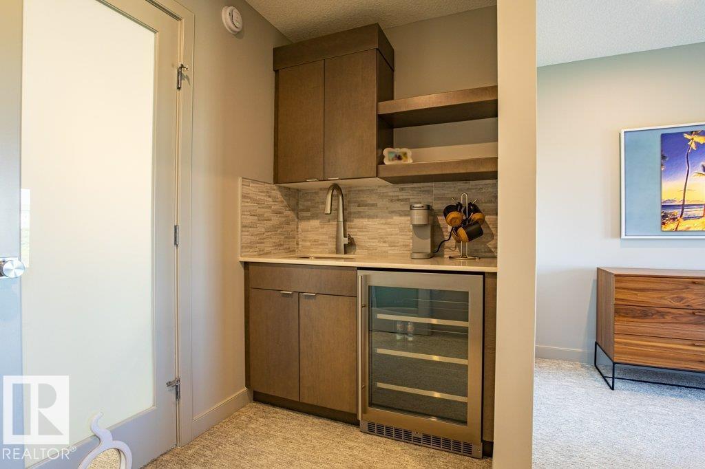 Photo 32 of 6013 Naden Landing Ld Nw, Edmonton AB
