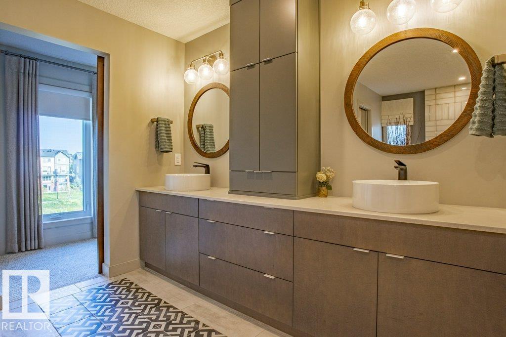 Photo 37 of 6013 Naden Landing Ld Nw, Edmonton AB