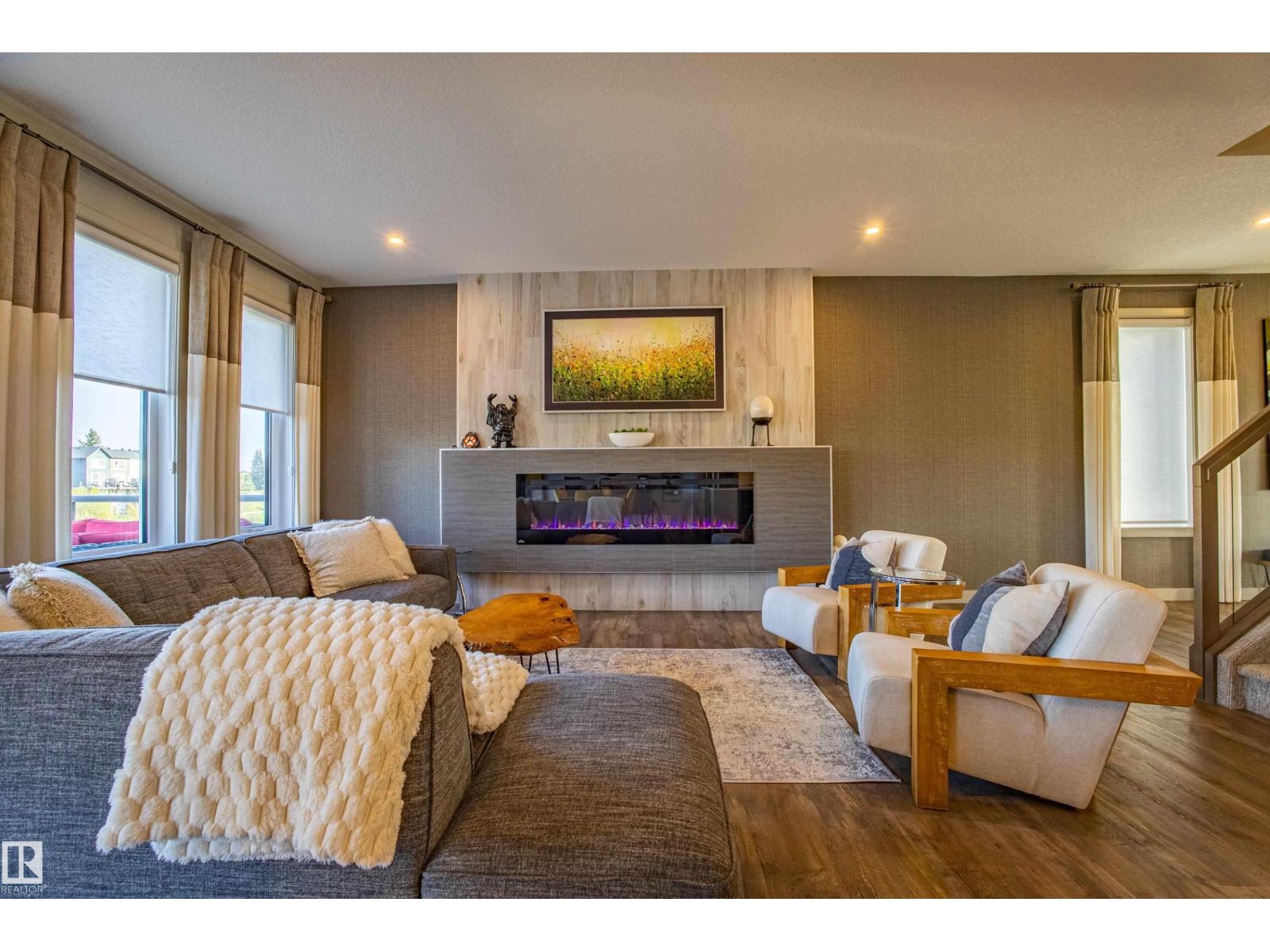 Photo 9 of 6013 Naden Landing Ld Nw, Edmonton AB