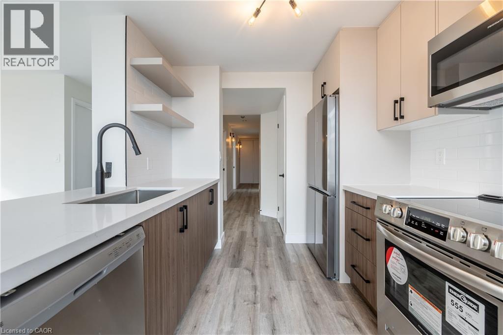 Photo 14 of 90 Dale Avenue Unit 905, Toronto ON