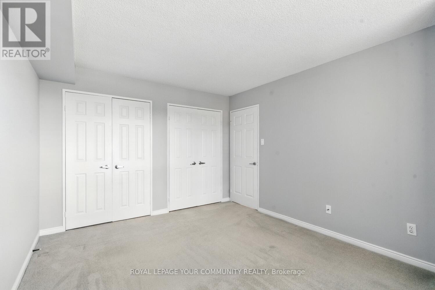 Photo 13 of 305 14924 Yonge Street, Aurora ON