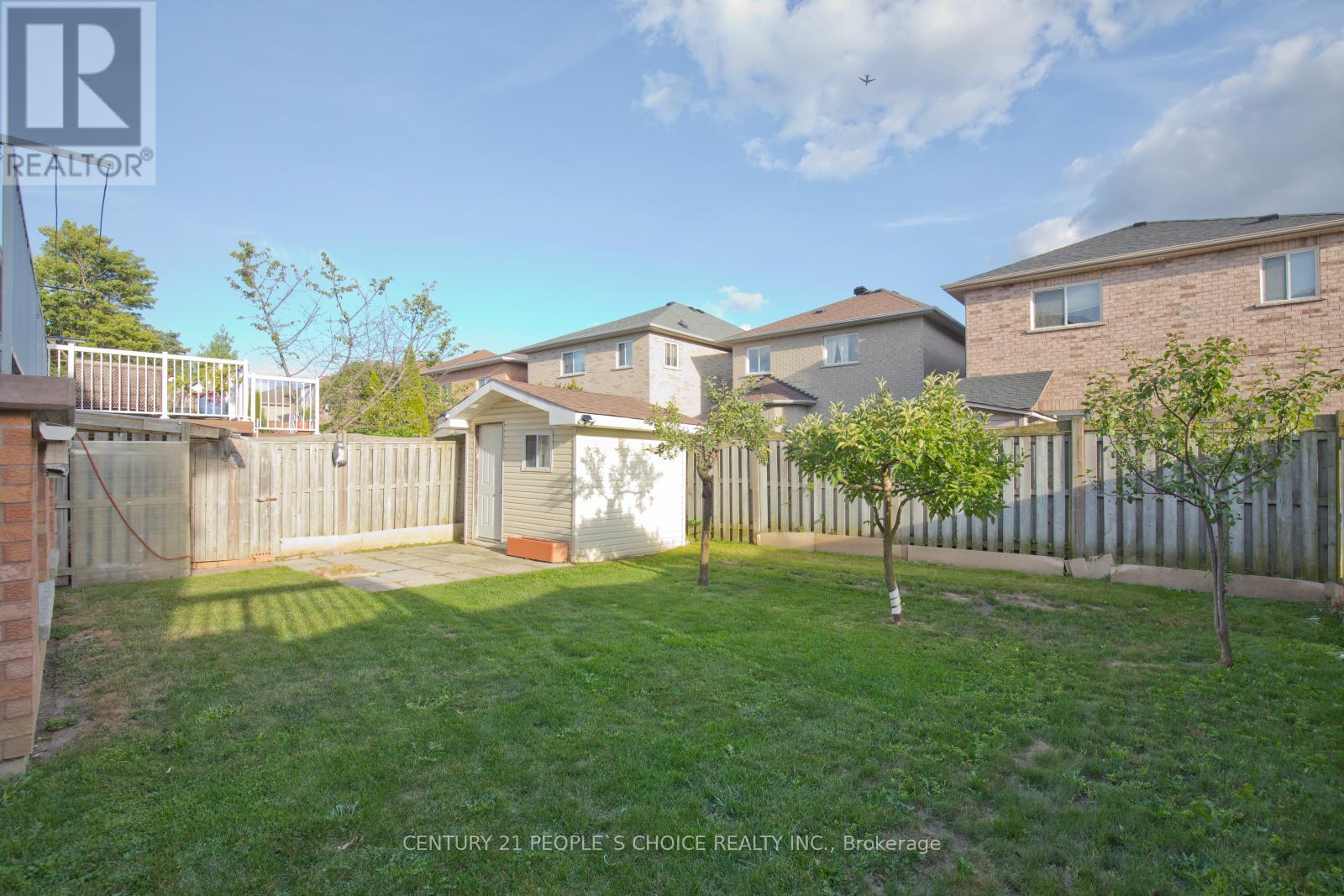Photo 37 of 71 Rosanna Crescent, Vaughan ON