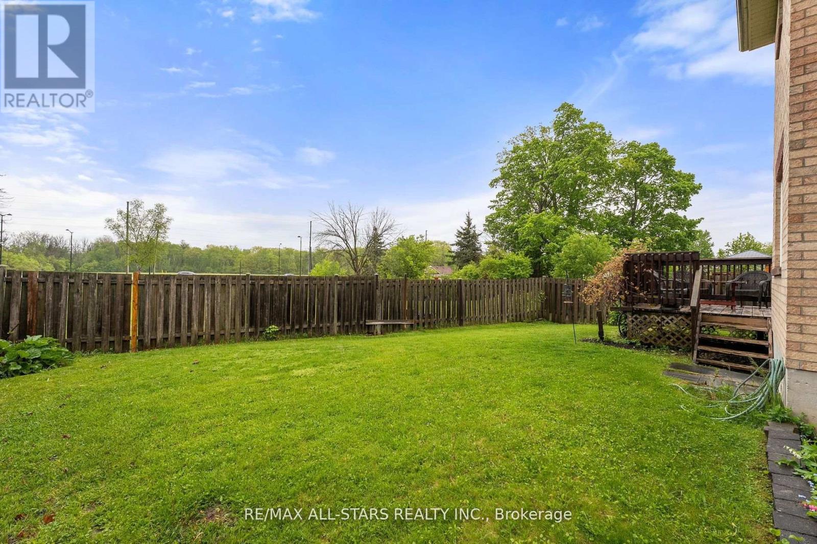 Photo 33 of 16 Iveagh Drive, Georgina ON