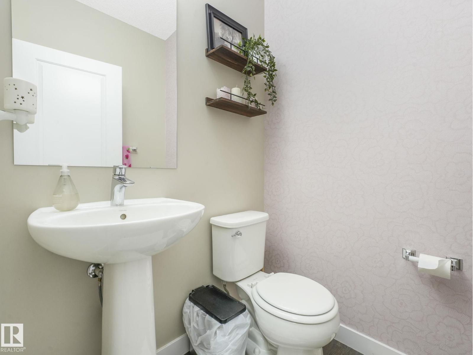 Photo 13 of 225 Southfork Dr, Leduc AB