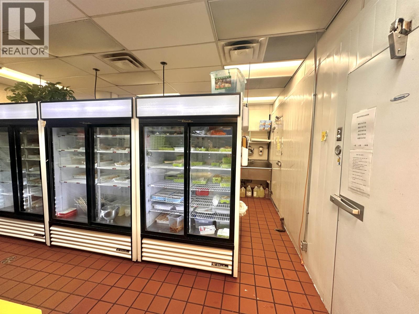 2792 4151 HAZELBRIDGE WAY, Richmond