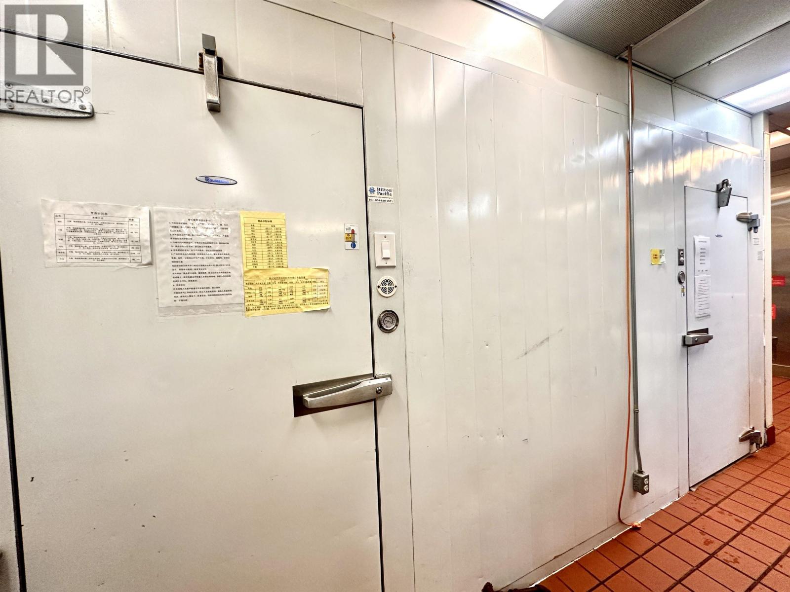 2792 4151 HAZELBRIDGE WAY, Richmond