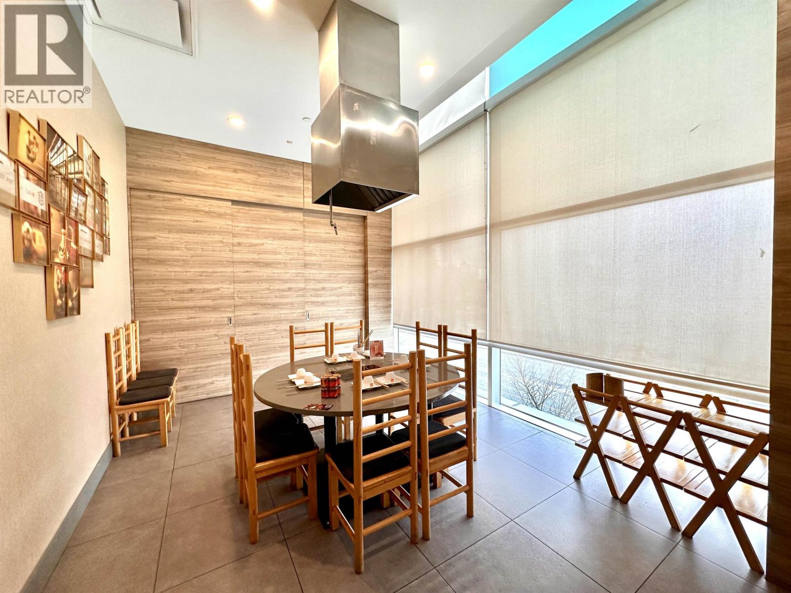 2792 4151 HAZELBRIDGE WAY, Richmond