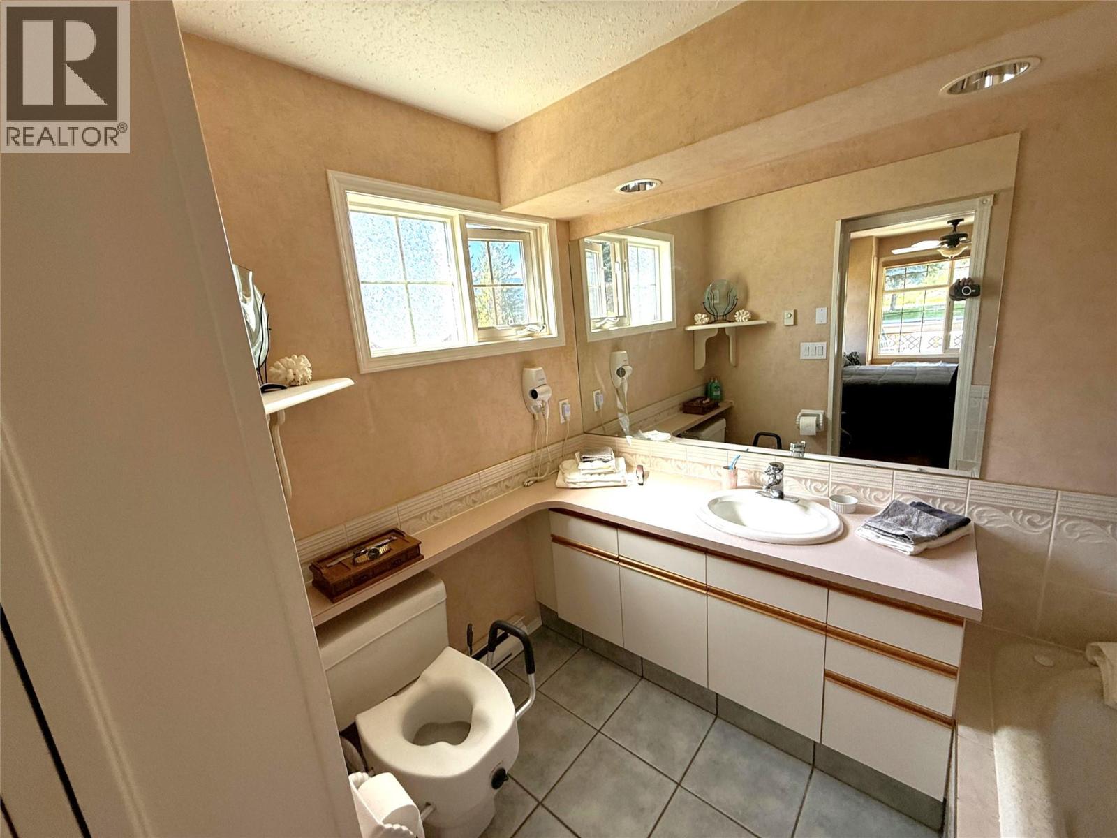 5155 Fairway Drive Unit# 701, Fairmont Hot Springs