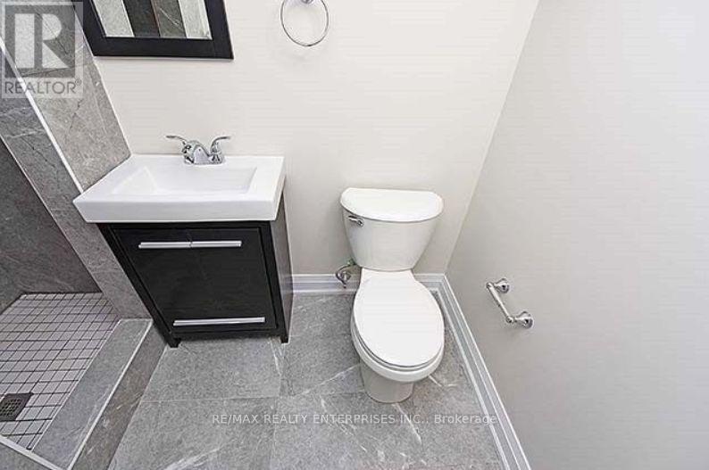 Photo 14 of 4149 Pascal Court, Mississauga ON
