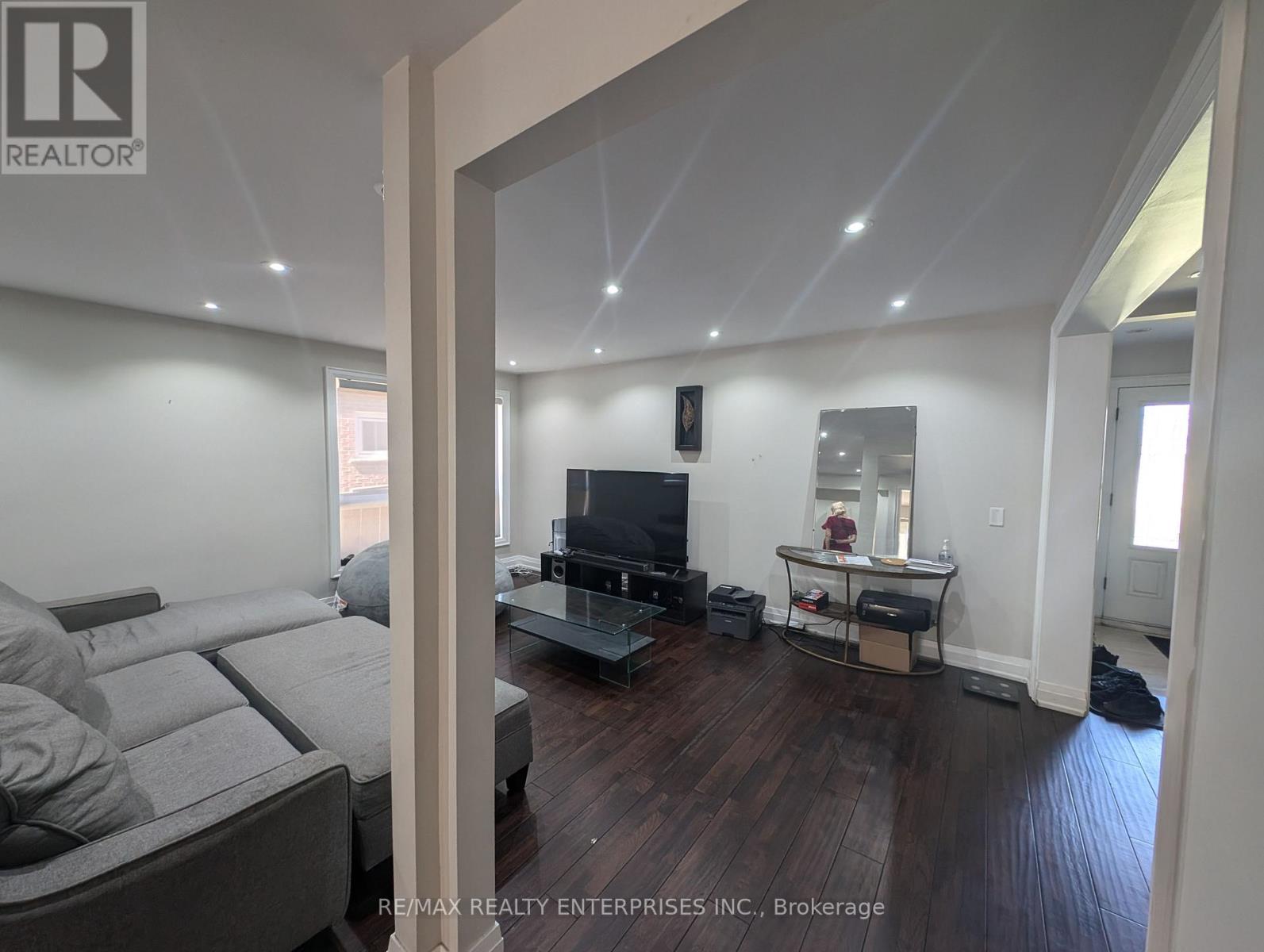 Photo 7 of 4149 Pascal Court, Mississauga ON