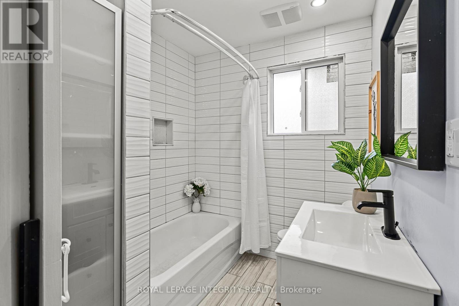 Photo 29 of 1116 Cline Crescent, Ottawa ON