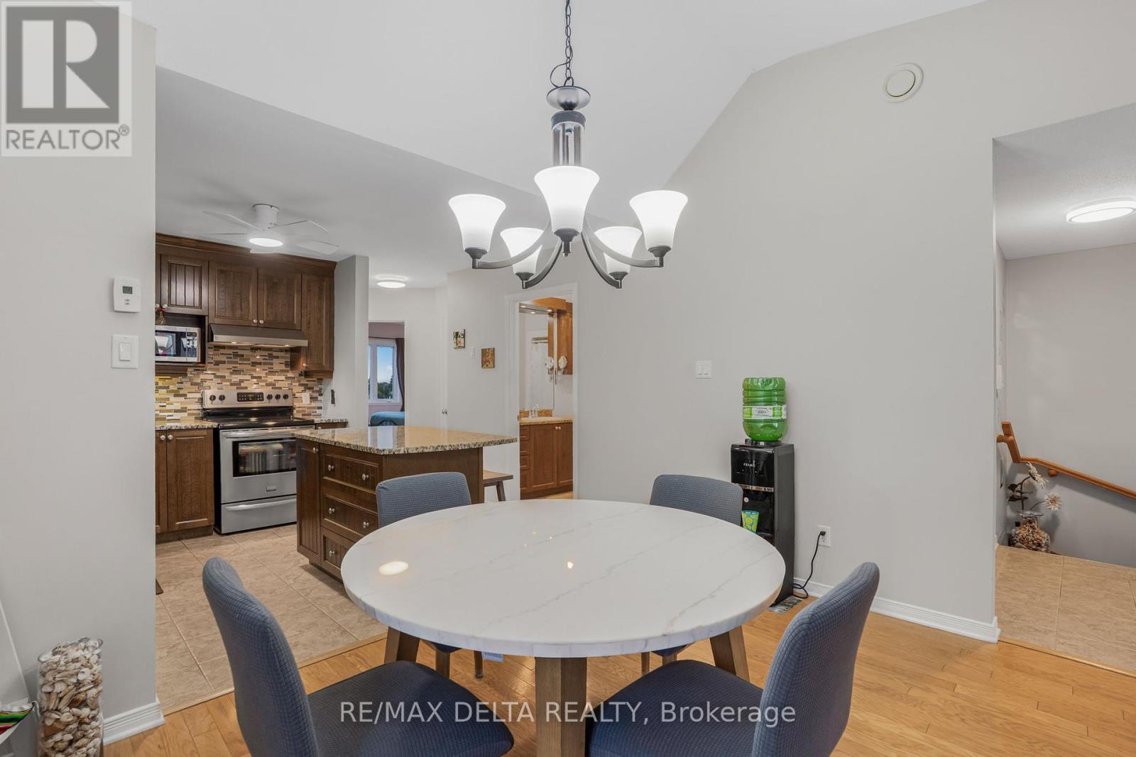 Photo 11 of 102 189 Eliot Street, Clarencerockland ON