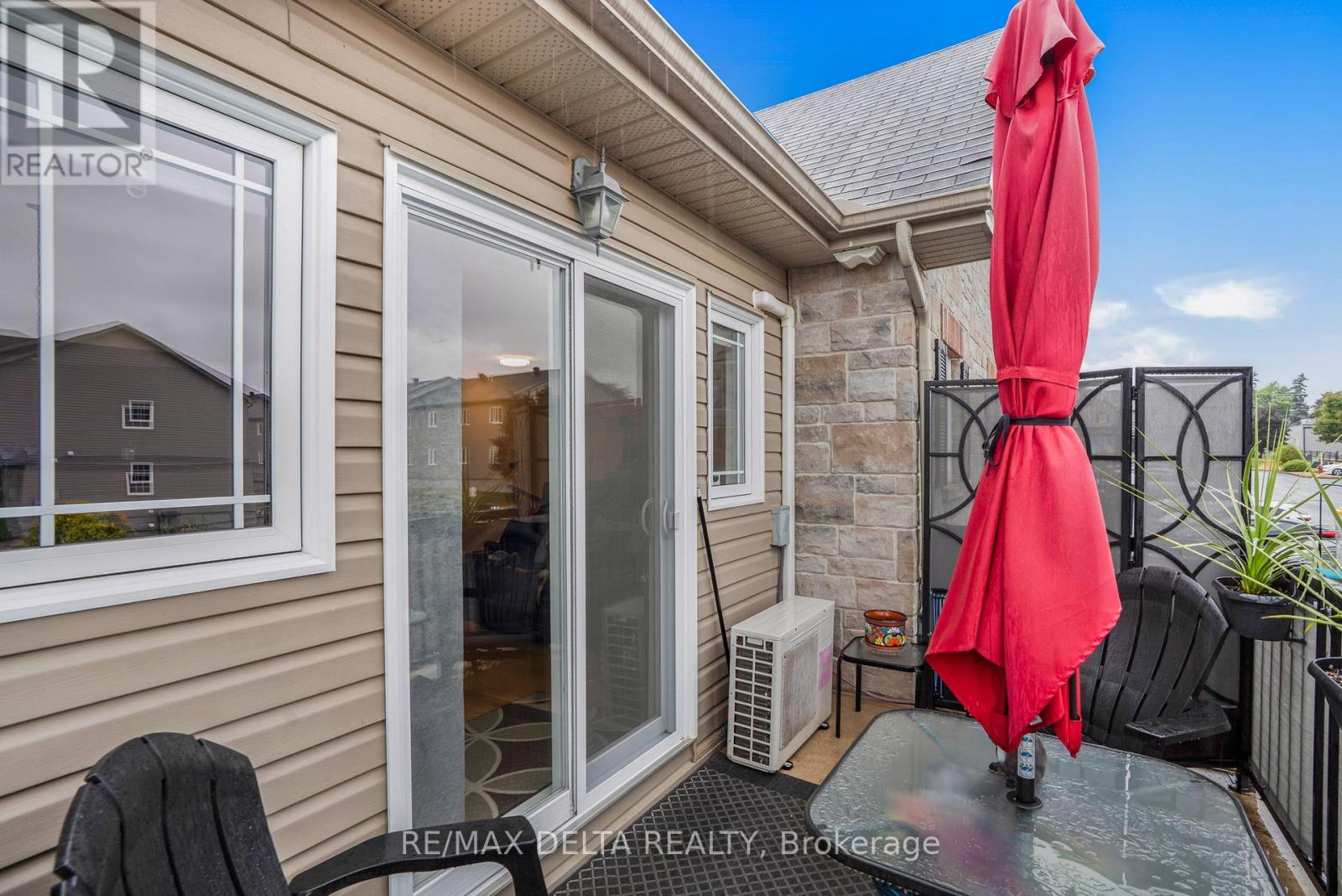 Photo 22 of 102 189 Eliot Street, Clarencerockland ON