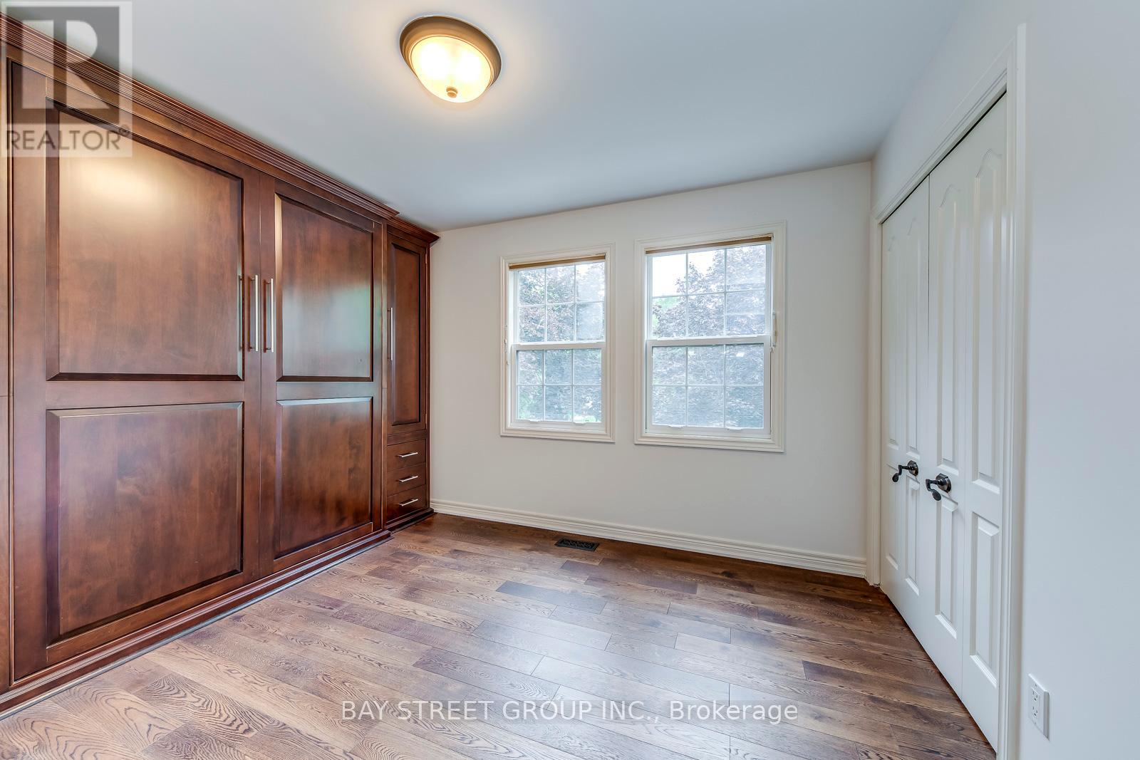 Photo 38 of 246 Beechfield Road, Oakville ON