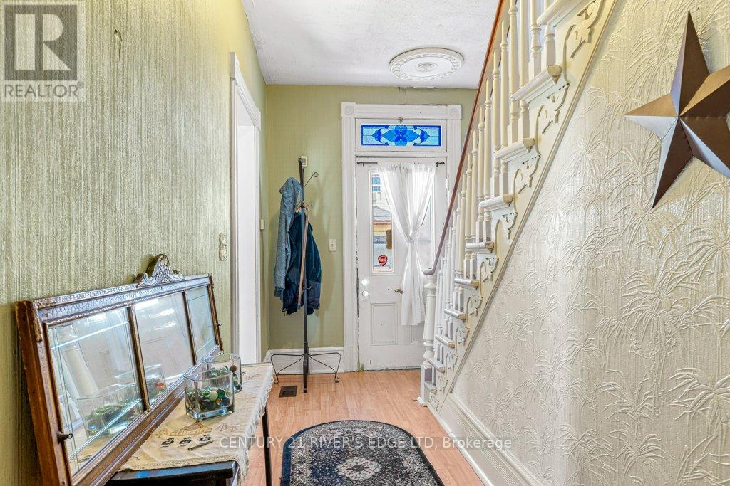 Photo 19 of 74 Garden Street, Brockville ON