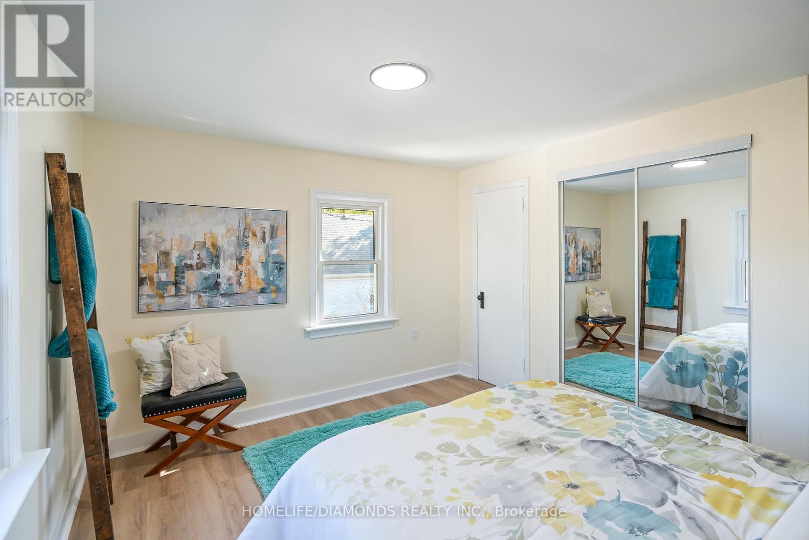 Photo 16 of 5782 Byng Avenue, Niagara Falls ON