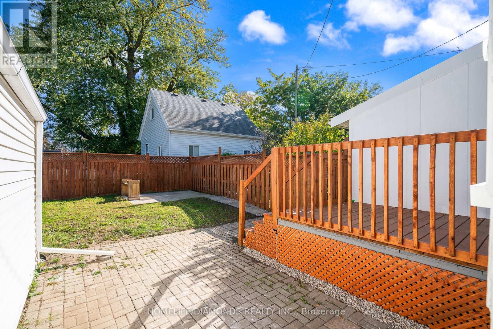 Photo 25 of 5782 Byng Avenue, Niagara Falls ON