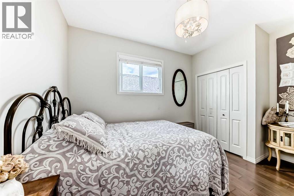 Photo 36 of 174 Heritage Boulevard, Cochrane AB