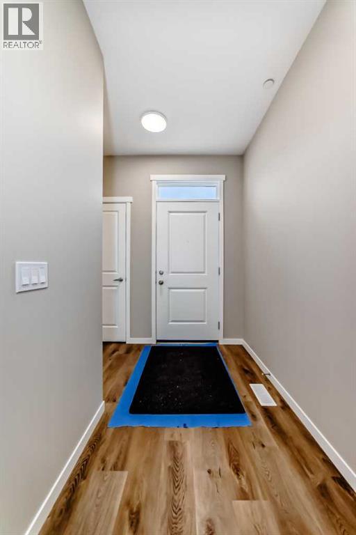 Photo 6 of 397 Hotchkiss Drive, Calgary AB