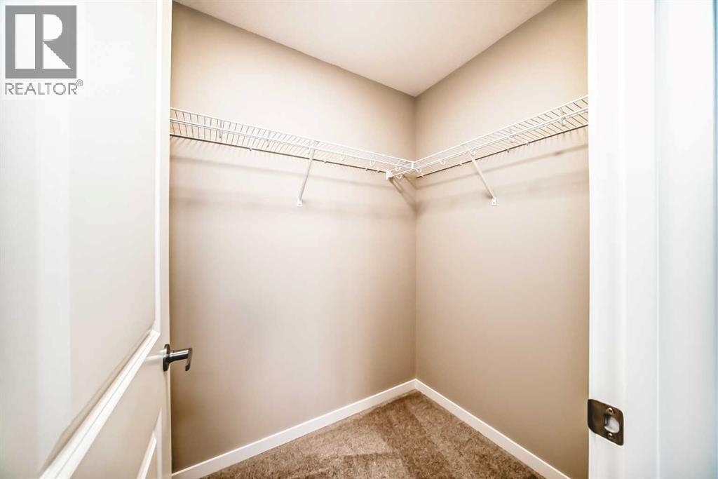 Photo 32 of 397 Hotchkiss Drive, Calgary AB