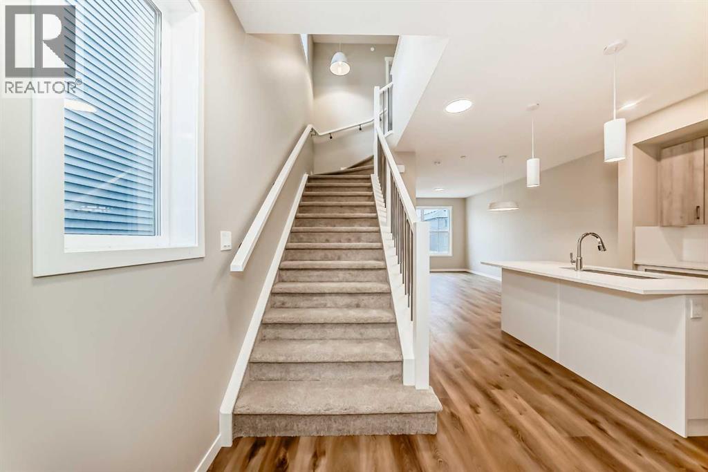 Photo 23 of 397 Hotchkiss Drive, Calgary AB
