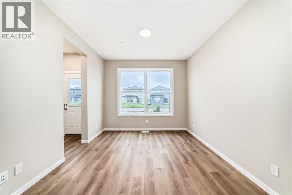 Photo 16 of 397 Hotchkiss Drive, Calgary AB