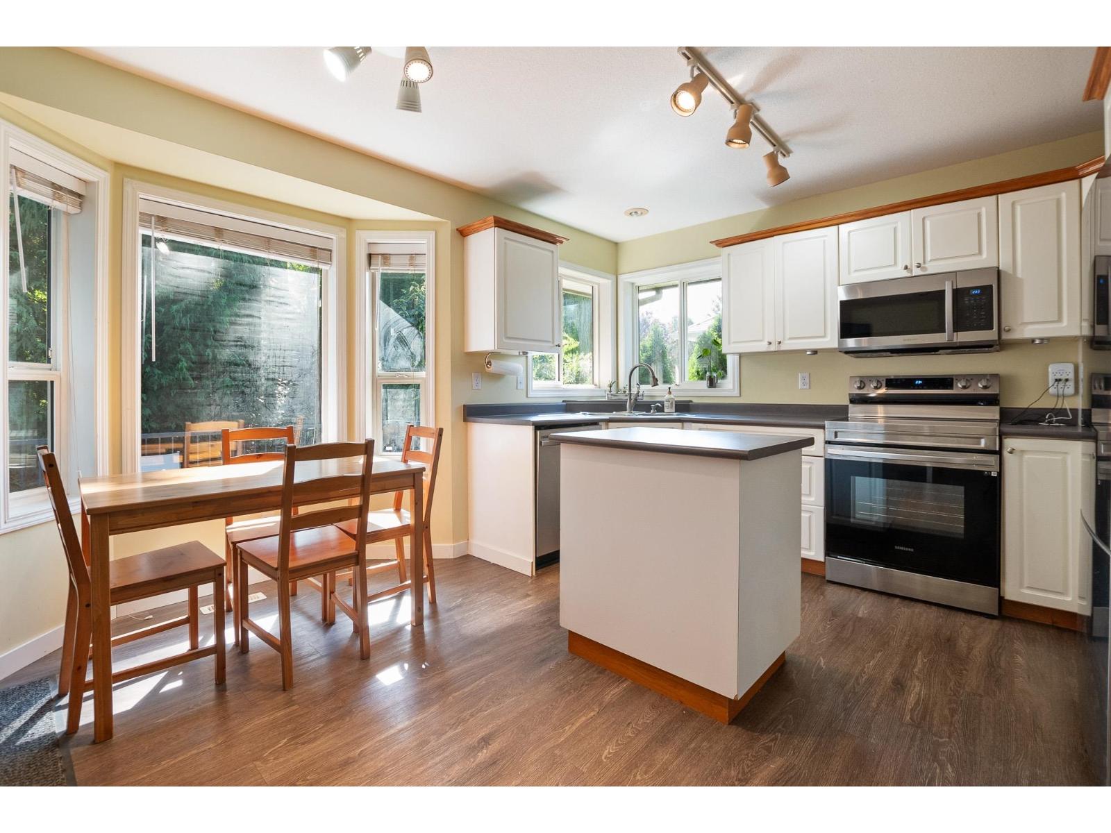 Photo 11 of 46690 Sylvan Drive Promontory, Chilliwack BC