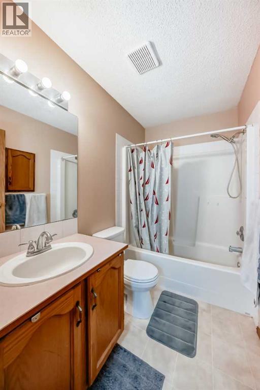 Single Family House for Sale in  Somervale Park SW Somerset Calgary 