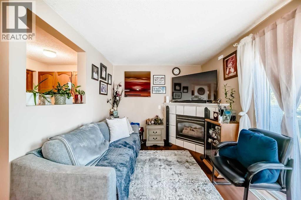 Single Family House for Sale in  Somervale Park SW Somerset Calgary 