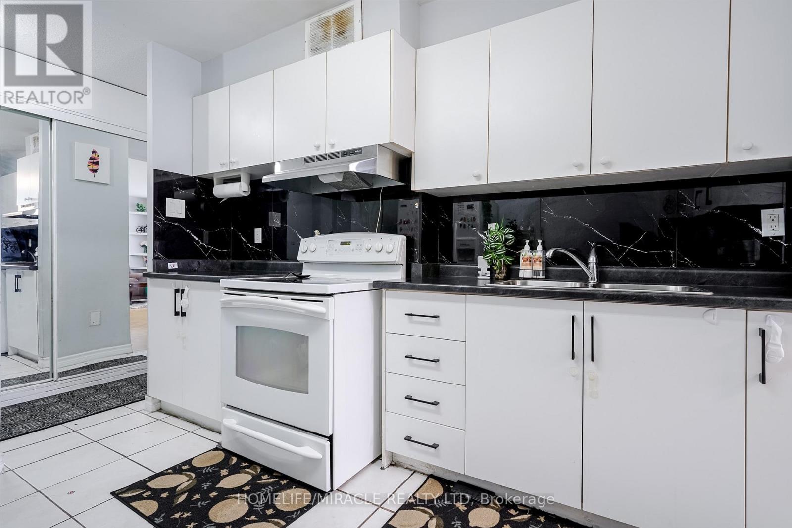 Photo 22 of 1003 2645 Kipling Avenue, Toronto ON