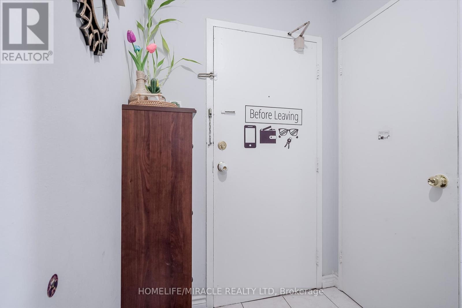 Photo 1 of 1003 2645 Kipling Avenue, Toronto ON