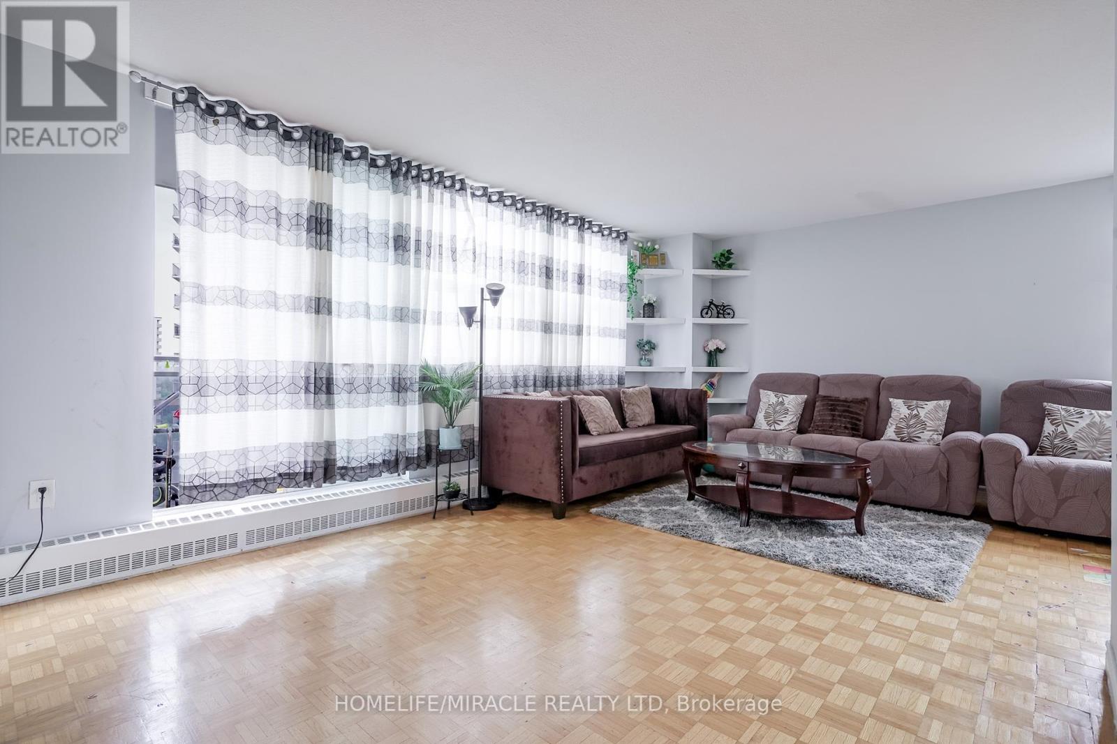 Photo 4 of 1003 2645 Kipling Avenue, Toronto ON
