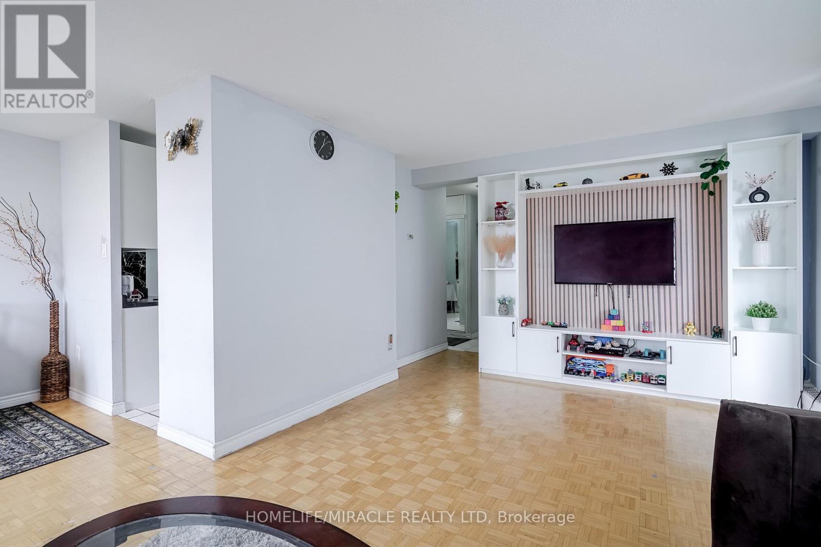 Photo 12 of 1003 2645 Kipling Avenue, Toronto ON