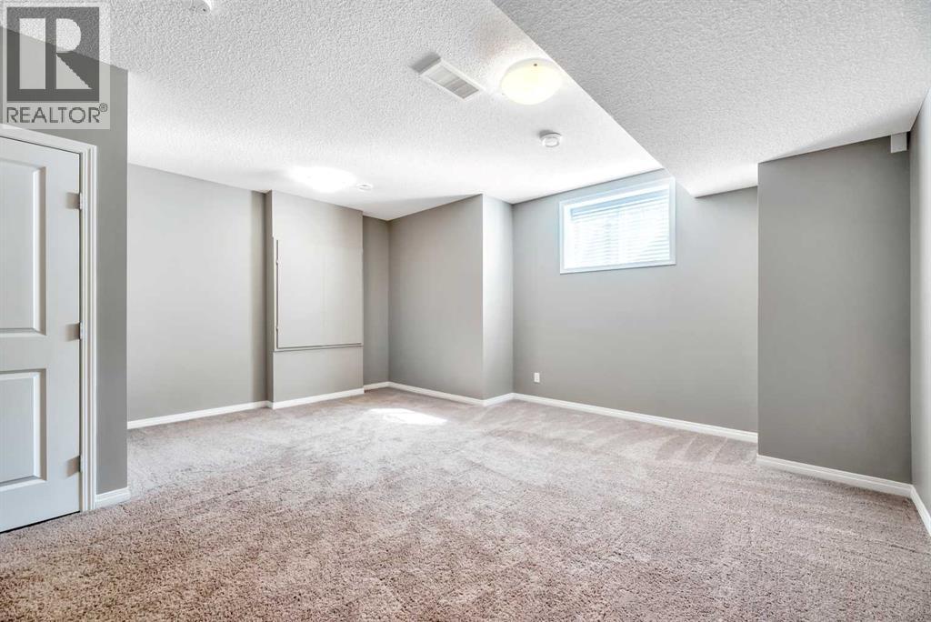 Photo 22 of 1925 Baywater Alley Sw, Airdrie AB