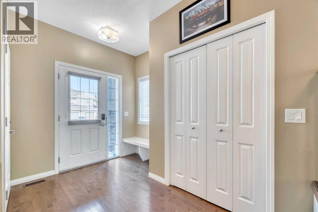 Photo 3 of 1925 Baywater Alley Sw, Airdrie AB