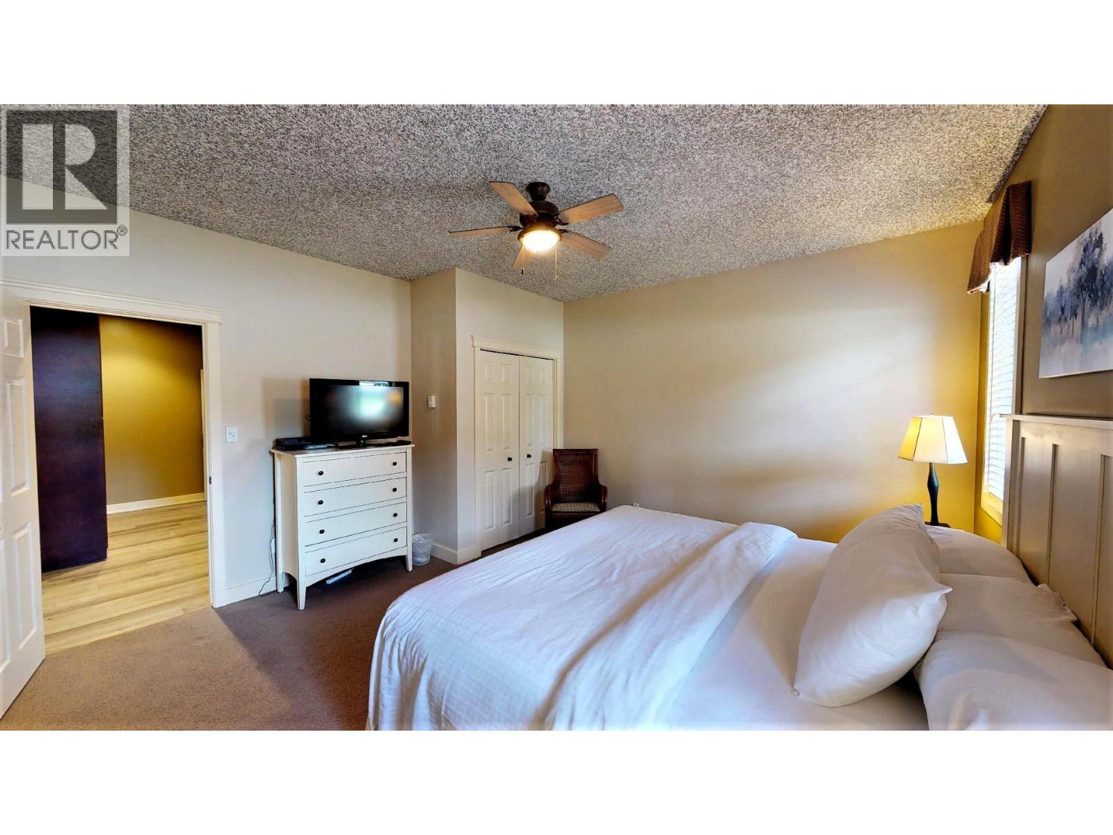 #311 B 300 BIGHORN BOULEVARD - 24