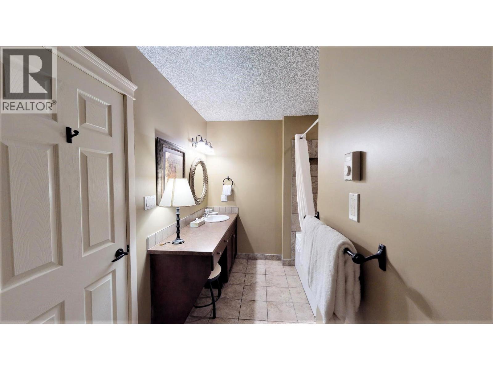 #311 B 300 BIGHORN BOULEVARD - 29