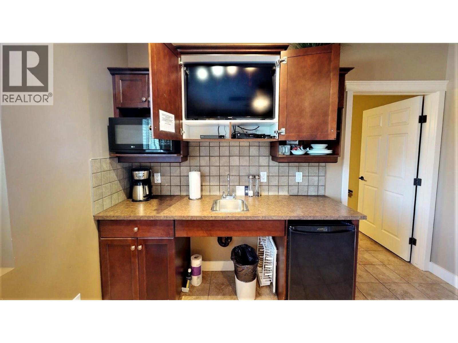 #311 B 300 BIGHORN BOULEVARD - 48