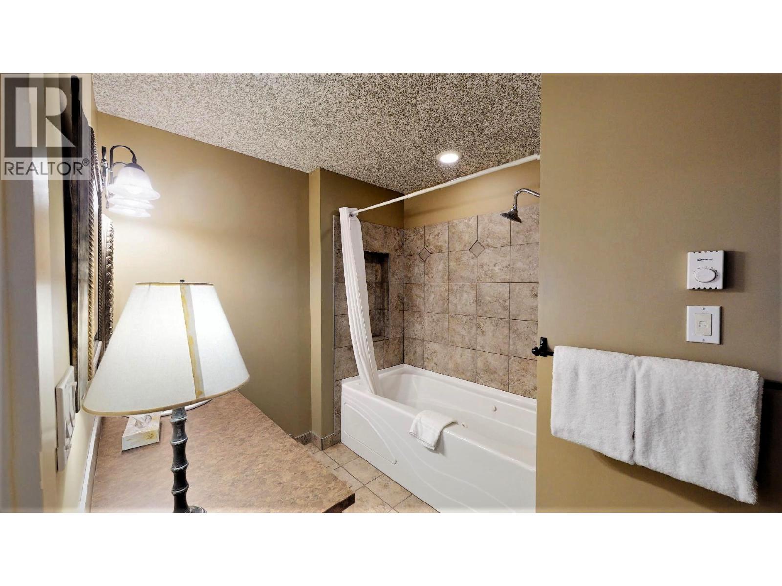 #311 B 300 BIGHORN BOULEVARD - 32
