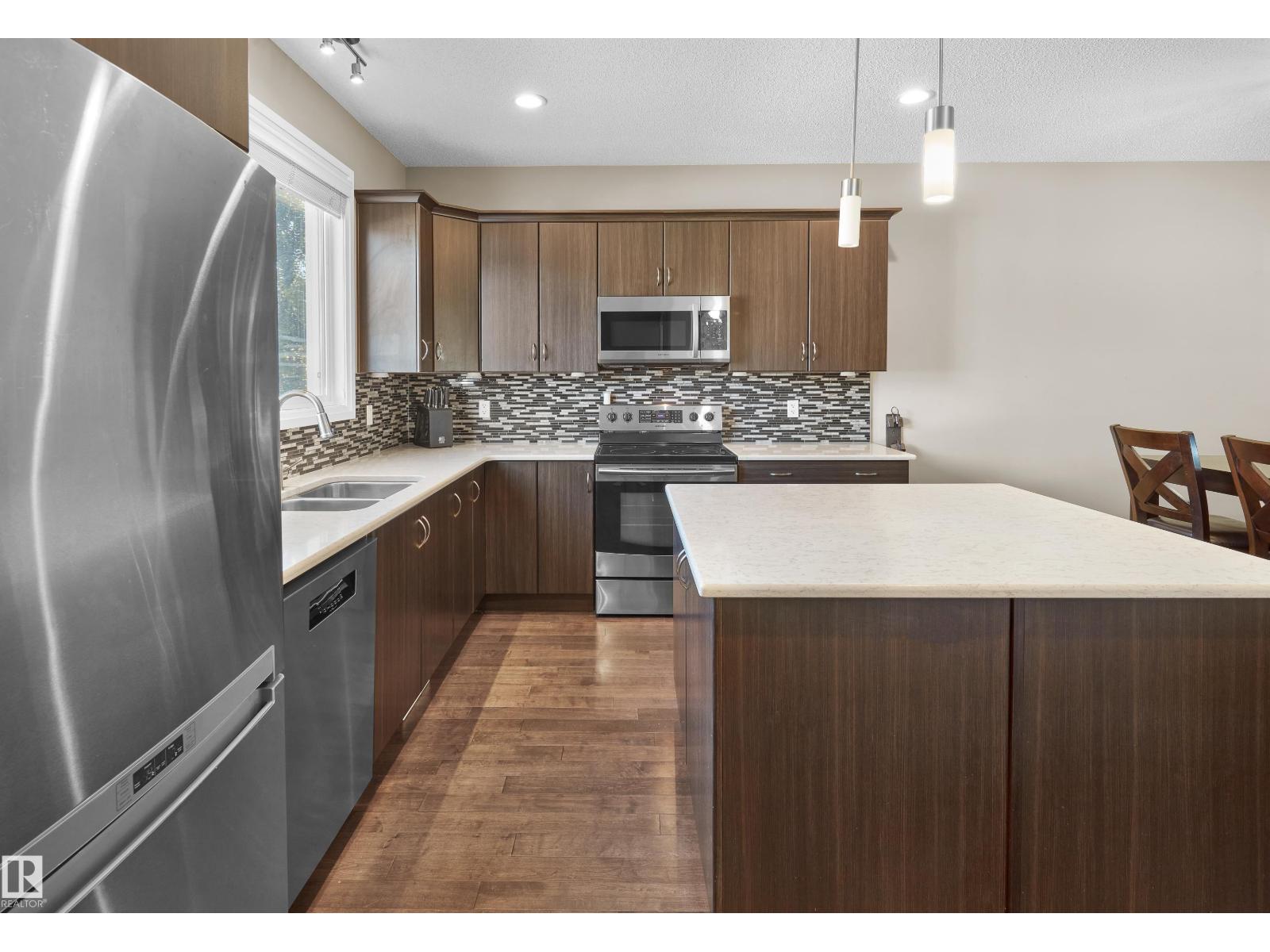 Photo 9 of 571 Allard Bv Sw, Edmonton AB