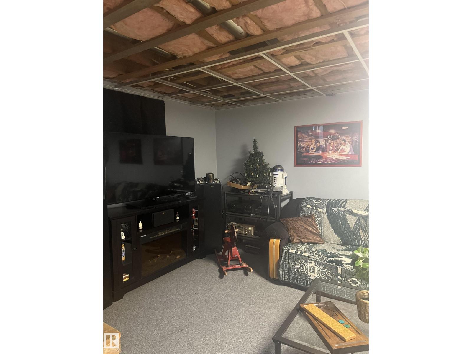 Photo 22 of 16050 95 Av Nw, Edmonton AB