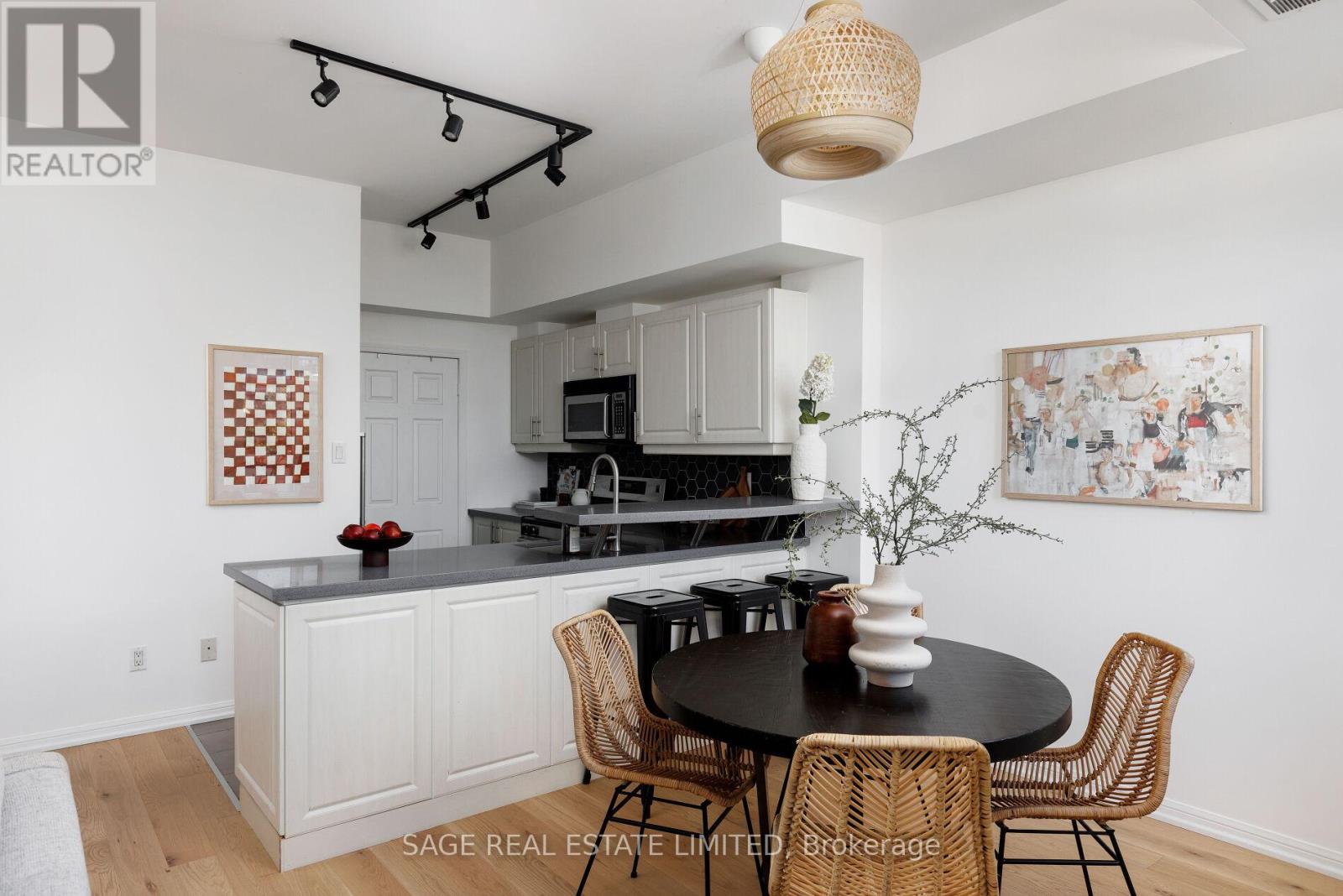 Photo 11 of 615 550 Front Street W, Toronto ON