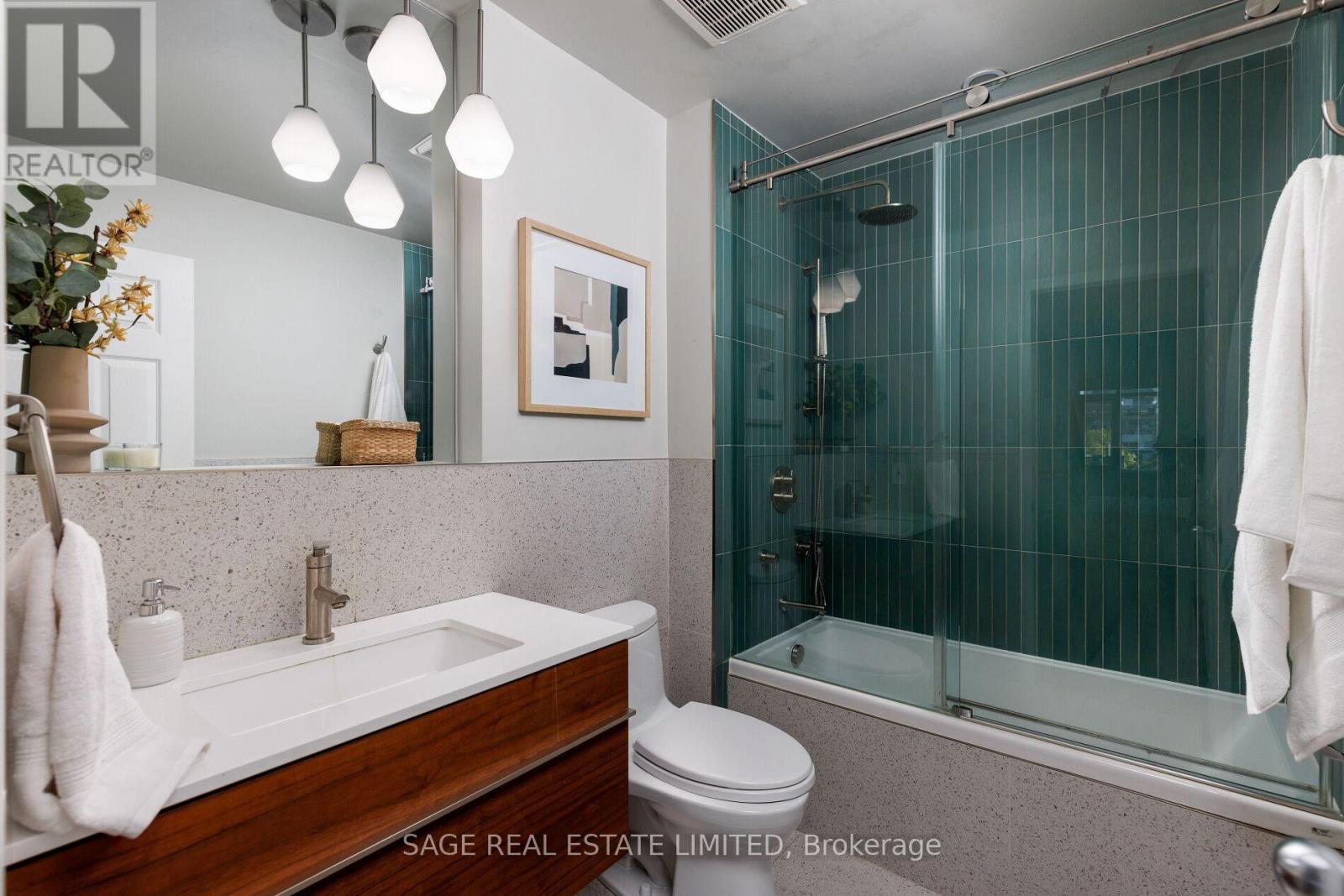 Photo 29 of 615 550 Front Street W, Toronto ON