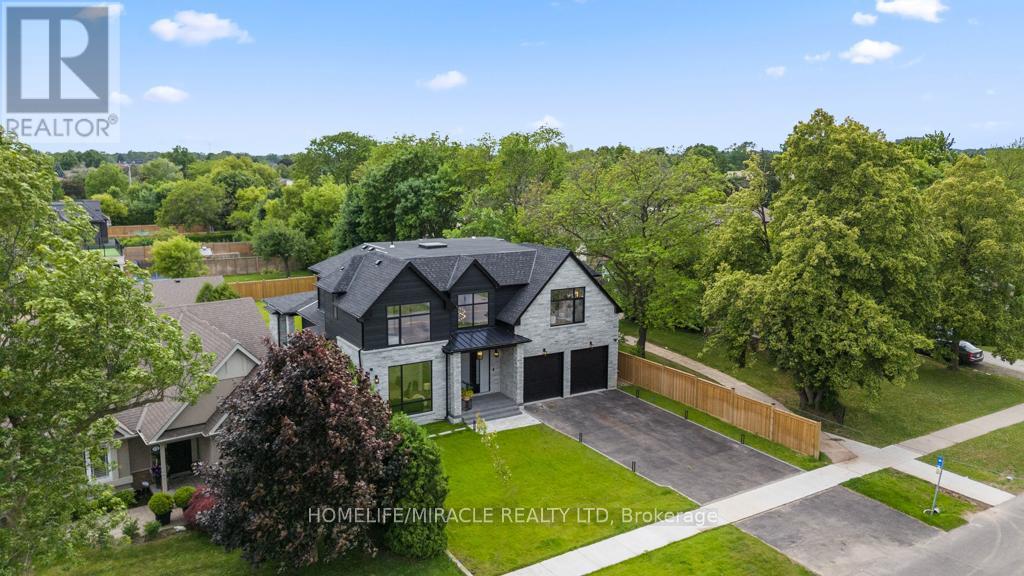 Photo 2 of 282 Maurice Drive, Oakville ON