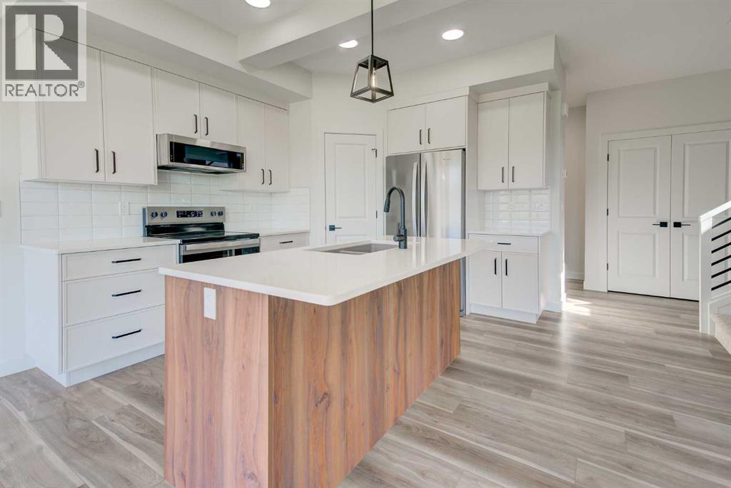 Photo 13 of 103 Crestview Boulevard, Sylvan Lake AB