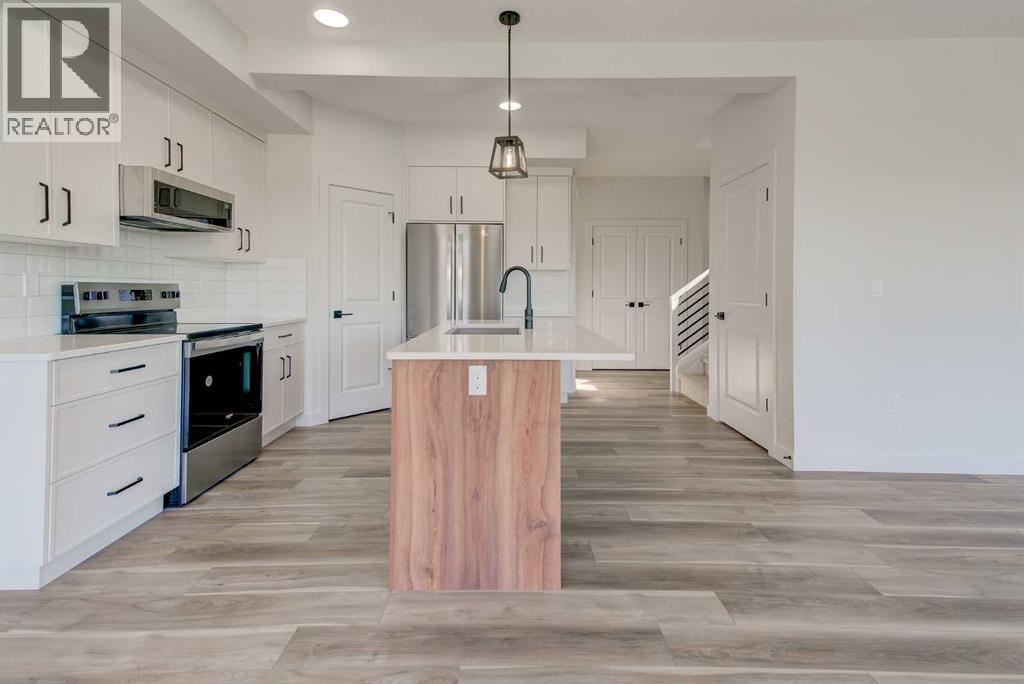 Photo 15 of 103 Crestview Boulevard, Sylvan Lake AB